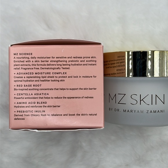 MZ Skin By Dr Maryam Zamani Calming Moisturiser/Moisturizer - Picture 4 of 4